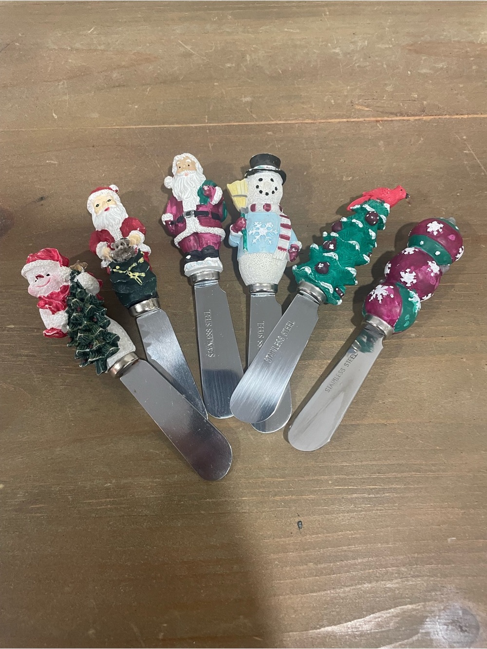 Holiday-Themed 6 Butter knifes with Festive Red, Green & White Handles